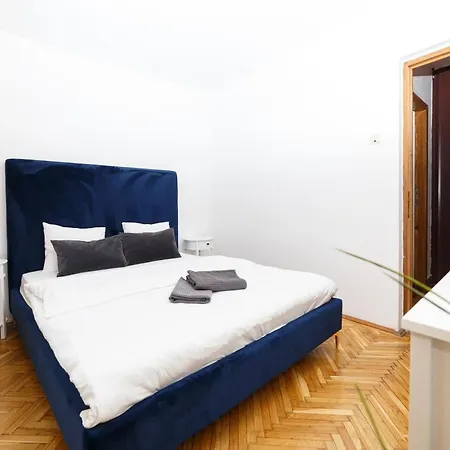 Color Ap Calea Victoriei 12C Apartment Bucharest Exterior photo