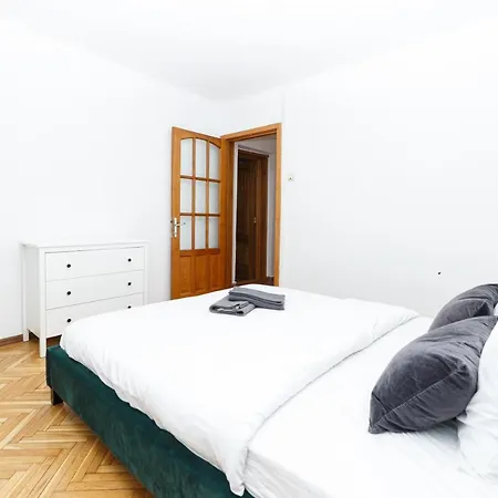 Color Ap Calea Victoriei 12C Apartment Bucharest Exterior photo
